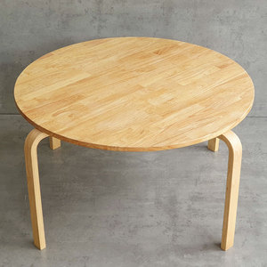 Table Ronde Moderne pour Enfants 80cm Ergonomique en Bois d'Hévéa Multicolore pour École, Cuisine, Extérieur et Chambre - Product Image 4