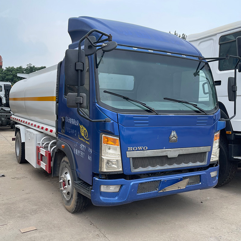 Промышленное оборудование б/у Sinotruk HOWO масляный бак грузовика 371HP с левым рулем Howo масляный бак грузовик в хит продаж