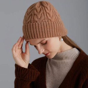 Gorro Casual para Uso Diario, Tejido Suave, Cálido, de Punto, para Invierno, Moderno, Elegante, Cómodo, Jacquard - Product Image 4