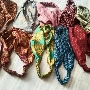 Bandeau bandeau Turban indonésien soie coloré noeud torsion élastique tête Wrap Yoga exercice bandeau Boho Paisley - Product Image 1