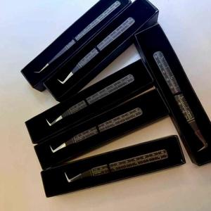 GETUP BROSONS IMPEX แหนบดัดขนตาปลายตรง 45 องศา ดีไซน์ใหม่ เคลือบสีดำ ทนทาน ขนาด 90 องศา ผลิตจากสแตนเลส - Product Image 2
