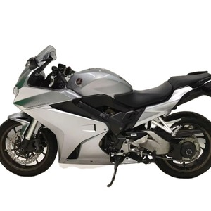 Nuovissima Honda <span class=keywords><strong>VFR</strong></span> <span class=keywords><strong>800</strong></span> 2025 - Acquista Moto Sportive - Product Image 2