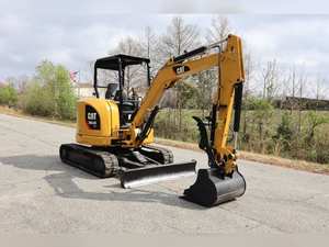 Mini-excavatrice Caterpillar 303.5E2 CR 2018 d'occasion avec peu d'heures, excellent état, hydraulique Kawasaki - Product Image 5