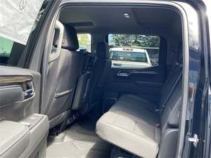 Camioneta Usada en Excelentes Condiciones, Chevrolet Silverado LT Trail Boss 2025 - Product Image 2