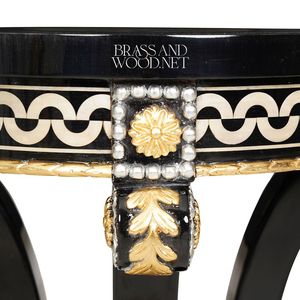 Mesa Auxiliar Redonda Negra de Lujo con Motivo de Estrella Incrustada y Detalles Ornamentales en Oro y Plata para Decoración de Esquinas de Hogar Moderno y Clásico - Product Image 3