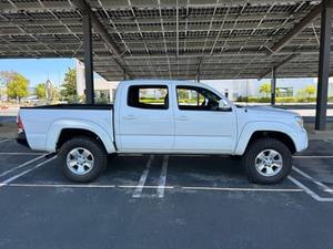TOYOTA TACOMA TRD SPORT DOUBLE CABINE 2015 D'OCCASION (LHD/RHD) - Product Image 2