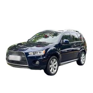 Sedán Ultra-Lujo Usado 2024, 2.4 L Gasolina, Automático, L4, AWD, Edición Fashion, Vehículo de Segunda Mano Económico, 7 Plazas, Panorámico - Product Image 1