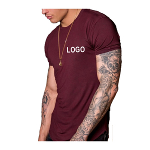 Camiseta de 100% algodón de entrenamiento elegante para hombres con logotipo impreso personalizado suave 180gsm algodón poliéster tela Slim Fit manga corta - Product Image 1