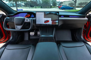 Modelo Y 2024 Usado, Volante a la Izquierda, Asientos de Cuero, Cámara Trasera, Automático Inteligente, En Buenas Condiciones - Product Image 4