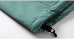 Chaqueta táctica Softshell personalizada para hombre, de poliéster impermeable de alta calidad, con cremallera cálida informal de invierno para acampar, servicio OEM - Product Image 4
