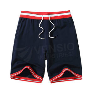 Short de sport pour hommes High Street Design meilleure qualité mi coton anti-rides fermeture à la taille élastique nouvelle fonctionnalité anti-rides en vente - Product Image 1