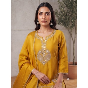 Ensemble Kurta Palazzo en Soie Brodé pour Femme avec Dupatta - Manches Trois-Quarts en Satin, Col en V Élégant, Printemps/Été - Product Image 2