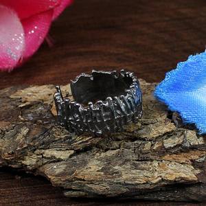 Bague de pouce en argent sterling 92.5 faite à la main bijoux de mode fins plaqués ruthénium noir avec incrustation de réglage de lunette - Product Image 1