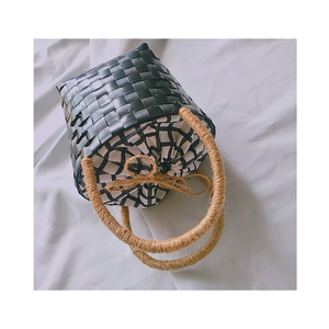 ถุงพลาสติกช้อปปิ้งใช้ซ้ำได้เป็นมิตรต่อสิ่งแวดล้อมของเวียดนามพร้อมดีไซน์ทันสมัยสำหรับร้านขายของชำและใช้งานประจำวัน - Product Image 4