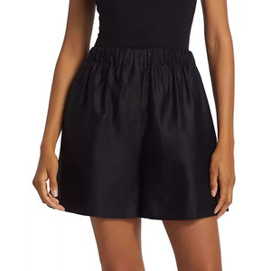 Pantalones cortos de satén de cintura alta con logotipo personalizado para mujer, ropa informal elástica ajustable, pantalones cortos de tela de verano al por mayor - Product Image 2