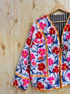 เสื้อแจ็คเก็ตผ้าฝ้ายปักลายดอกไม้แบบซูซานีสีชมพูอินเดีย  งานปักมือ เป็นมิตรกับสิ่งแวดล้อม ระบายอากาศได้ดี  สำหรับผู้หญิง  แบบเปิดด้านหน้า สไตล์ลำลอง  เสื้อคลุมสำหรับฤดูหนาว - Product Image 6