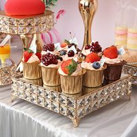 Ensemble de présentoirs de luxe en métal doré avec miroir en cristal, fait à la main, 1 pièce, rehausseur de table à dessert, gâteau de mariage, parfum, bijoux