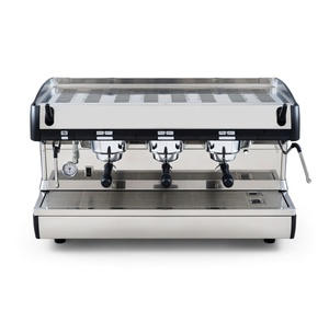 Machine à expresso professionnelle 3 groupes, blanche nacrée, avec station à café professionnelle pour tasses hautes - Product Image 3