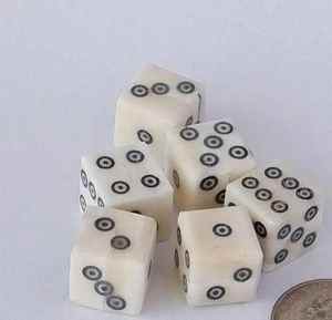 Dados Cúbicos de Hueso de Búfalo Hechos a Mano de Alta Calidad, Ecológicos, Color Hueso Natural, Diseño de Amor, Tamaño Personalizable, Embalaje Global CRAFT - Product Image 5