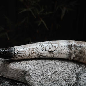 Corne à boire artisanale naturelle artisanale exclusive Stein pour les fans de bière et d'hydromel - Product Image 1