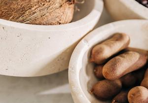 ชามหินทราเวอร์ทีนเกรดพรีเมียม พร้อมพื้นผิวธรรมชาติ สำหรับตกแต่งบ้านสไตล์โมเดิร์นและจัดวางอย่างมีระดับ - Product Image 3