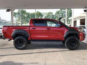 TOYOTA HILUX Z édition BLACK RALLY - Product Image 6