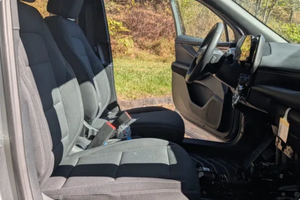 PRÊT À CONDUIRE - VÉHICULE D'OCCASION À VOLANT À GAUCHE |   Conduite à droite |   35 MILEAGEESS 2024 CHEVROLETTSS BLAZERRSS EV PURSUITTSS VEHICLEES 9C1 - Product Image 5