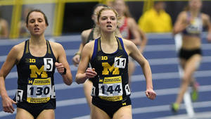 Uniforme de pista de verano sublimado personalizado 2025 para niños y niñas - Product Image 6