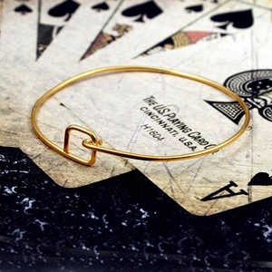 Pulsera de latón chapada en oro de 18K, brazalete sencillo, diseño de gancho, joyería minimalista, accesorio de muñeca elegante, brazalete de oro fino para mujer - Product Image 2