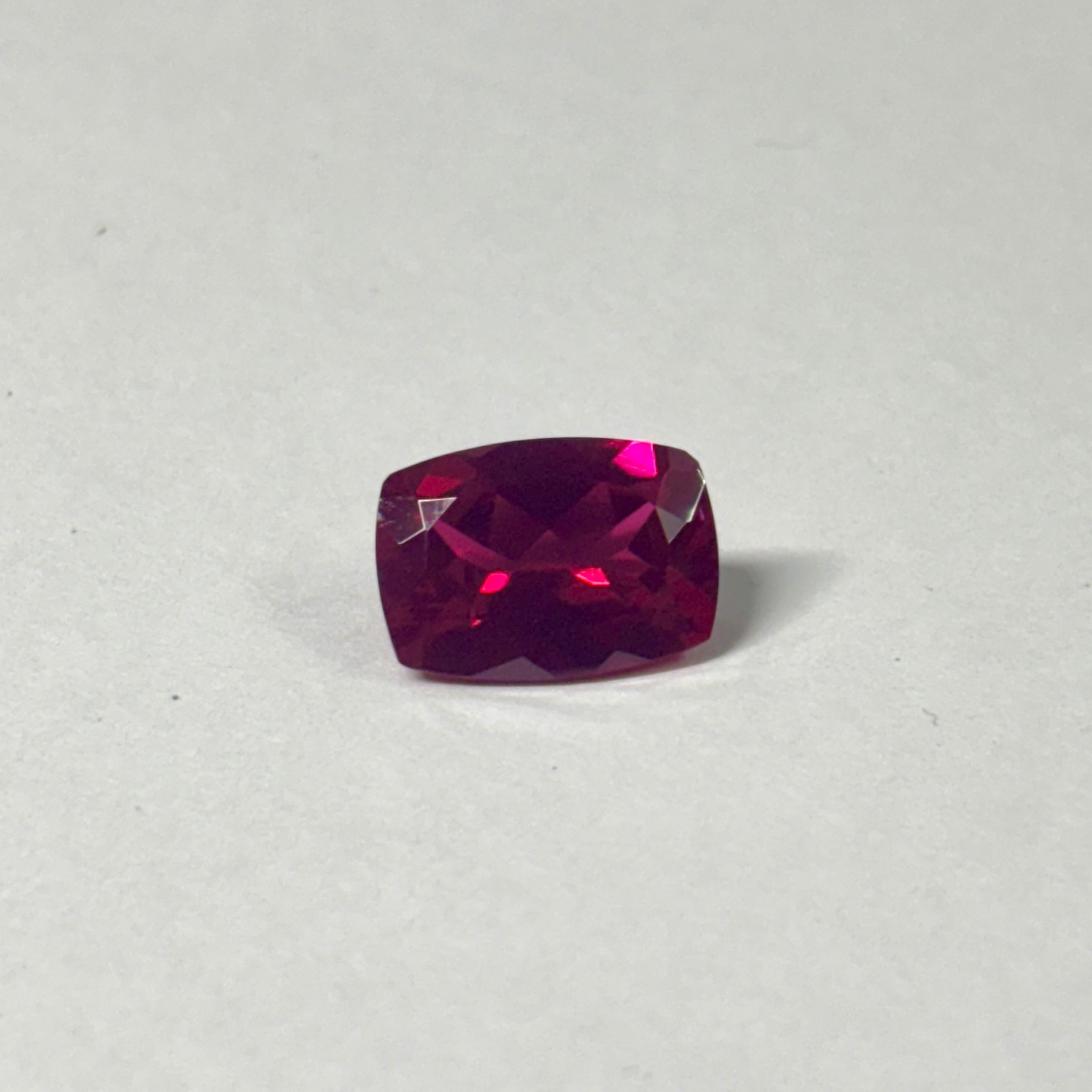 ทับทิมปลูกในห้องปฏิบัติการ