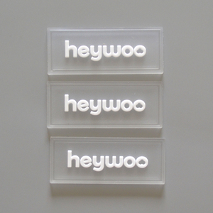 Logo personnalisé 3D relief PVC caoutchouc Patch pour vêtements promotionnels 2D 3D PVC souple lettre porte-clés Style personnalisé - Product Image 3