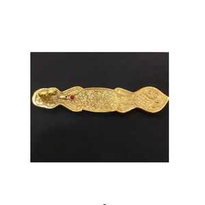 Le porte-bâtons d'encens en métal en forme de poisson Om de qualité supérieure s'exporte en grande quantité (or) - Product Image 1