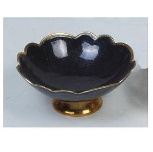 Bol à servir en chocolat aux fruits, fait à la main, incurvé, décoratif, en métal, avec finition noire - Product Image 1