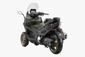 Scooter Moto Routière Adventure à 3 Roues Kymco CV3 500cc à Moteur 4 Temps Bicylindre en Ligne 8V, Transmission Automatique à Essence et Refroidissement Liquide - Product Image 2