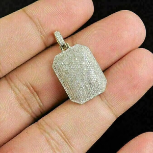 Collier pendentif deux tons plaqué argent et or Hip Hop Iced Out Design Emerald Bezel Set Collier VVS Moissanite Baguette pour les fêtes - Product Image 3