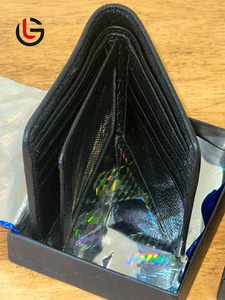 Portefeuille en cuir de vachette noir et marron personnalisé à deux volets avec meilleur design original pour homme - Product Image 3