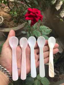 Cuillère en nacre faite à la main pour servir des collections de cadeaux Restaurants de luxe et vaisselle exclusive - Product Image 4