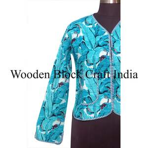 Veste courte matelassée réversible en coton biologique 100% fait main pour femme, imprimée, tricotée, écologique, respirante, patchwork vintage - Product Image 2