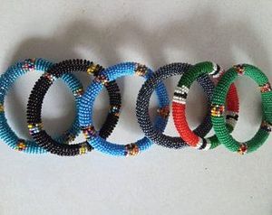 สร้อยข้อมือปักลูกปัดสำหรับผู้หญิงดีไซน์เนอร์ที่ทันสมัยและมีสีสันสวยงามด้วยสไตล์คลาสสิกอินเทรนด์บรรยากาศรื่นเริงตลอดฤดู - Product Image 5