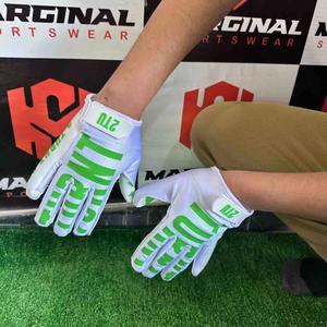 Nouveauté : Gants de football personnalisés antidérapants avec poignées ergonomiques, doigts complets, sangle de poignet réglable, confortables pour le sport - Product Image 1