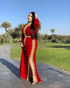 เสื้อผ้ามุสลิมแบบดั้งเดิมปักสีทองสไตล์โมร็อกโกผ้ากำมะหยี่สีแดงงานแฮนด์เมดสำหรับเด็กผู้หญิงชาวยุโรป - Product Image 4