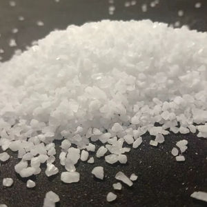 Alimentation animale de qualité supérieure, sel pour bétail en poudre, pureté de 97%, qualité industrielle, chlorure de sodium (NaCl) cristallin, personnalisable, vente en gros en vrac - Product Image 1