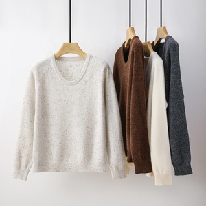 Cárdigan de Punto a Rayas Personalizado de Marca de Moda, Unisex, de Invierno, con Cierre, Manga Corta/Larga, Bordado Cuadrado - Product Image 4