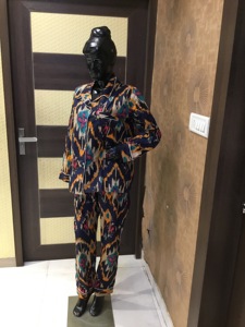 Conjunto de pijama de algodón estampado con camisa de manga larga con Conjunto de pijama Traje de noche de interior con estampado floral - Product Image 4