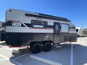 Buy RV Motorhomes Camper Trailer off Road Travel Trailer Caravan Mobile Home Motorhome Wholesale Best Price. - Product Image 3