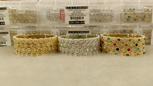 Bracelets Rajwadi uniques pour femmes en alliage de zinc en métal avec boule perle principale parfaite pour les mariages ethniques Festivals et fêtes - Product Image 3