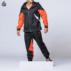 ชุดวอร์มเสื้อกันลมสำหรับผู้ชายกางเกงคาร์โก้ไนลอนแบบมีซิปน้ำหนักเบาชุดวอร์มกันลมออกแบบได้ตามต้องการ - Product Image 1