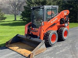 Chargeuse compacte sur chenilles Kubota SVL97-2, faible nombre d'heures, moteur diesel 96 CV, hydraulique à haut débit, machine d'origine japonaise Kubota - Product Image 6