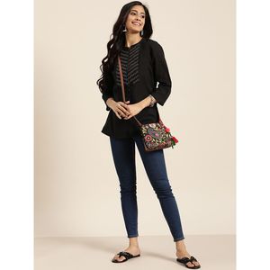 เสื้อท็อปผ้าฝ้ายสีดำพิมพ์ลายชาติพันธุ์ - Product Image 3