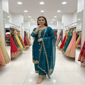 Ensemble Kurti Plazo Dupatta VASTRA COTTAGE Zimmy avec broderie de sequins et perles, tenue ethnique pour femmes, tenue de soirée - Product Image 6